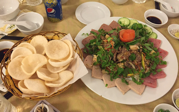 Minh Châu Việt - Nhà Hàng Tiệc Cưới