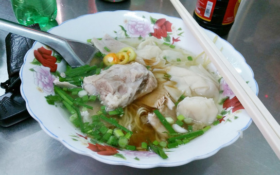 Kim Phượng - Hủ Tiếu, Bánh Canh & Bún Giò Heo