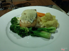 cá hồi áp chảo