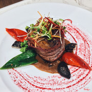 bò úc cuộn thịt ba chỉ xông khói