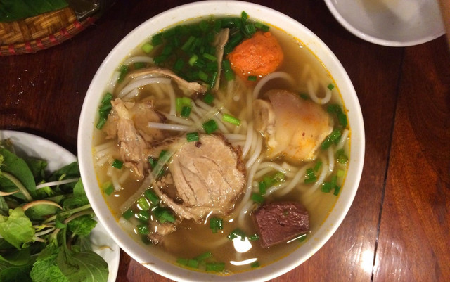 Trang Nam - Bún Bò Huế & Cơm Rang