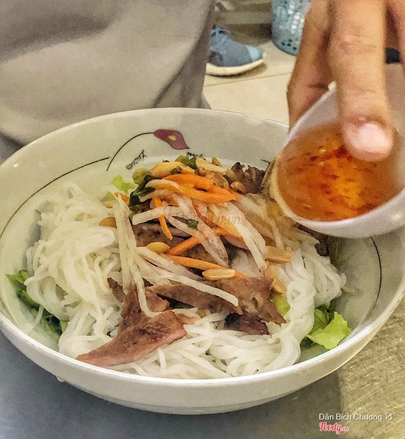 Bún thịt nướng