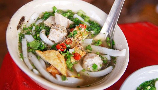 Hủ Tiếu & Bánh Canh Chả Cá - Trần Quang Khải