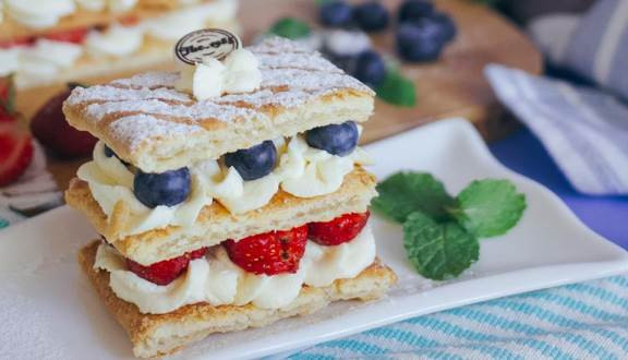 The 1985 Cafe - Trà & Bánh - Nguyễn Thị Minh Khai