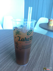 Hồng trà tắc chua chua vừa miệng+ trân châu trắng giòn giòn dai dai nhai vui miệng. Ly size L giá hạt dẻ lắm luôn, shipper nhiệt tình 😚