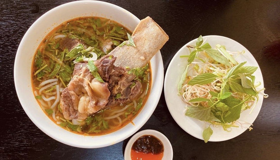 Bún Bò Nam Việt - Cách Mạng Tháng Tám