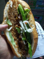 Bánh mì bì thập cẩm 12.000