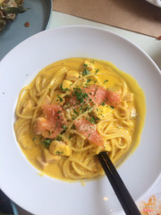 Pasta cá ngừ vs sốt kem chanh leo 