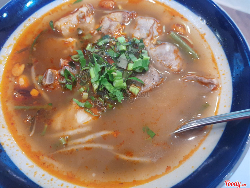 Mỳ Tomyum đỏ