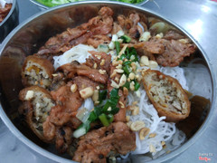 bún thịt nướng