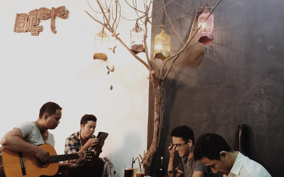 Kịch Bệt Cafe - Võ Thị Sáu