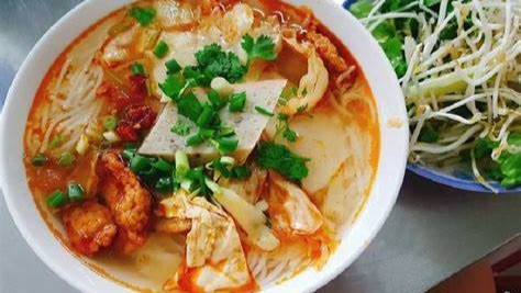 Bún Riêu Chả Cá Chị Hoa