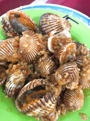 Sò huyết cháy tỏi 