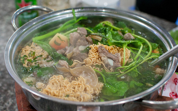 Lẩu Bò Vinh Sơn