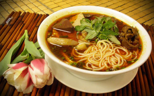 Bún Bò Giò Chả - Phan Bội Châu