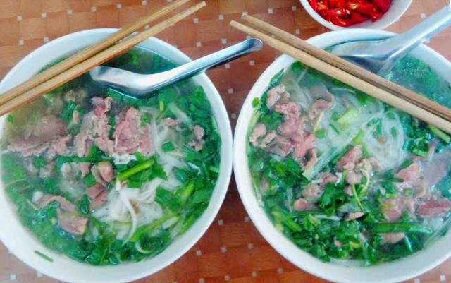 Hà Thành - Phở Bò & Gà