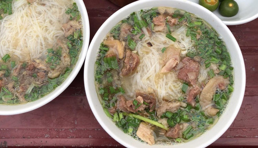 Top 2 quán bánh đa bò nhừ siêu ngon