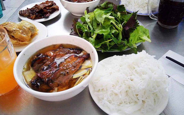 Bún Chả Hương Liên - Láng Hạ - 14 Ngõ 59 Láng Hạ