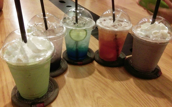 Hoàng Hiếu Cafe