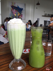 Matcha đá xay + nước ép cóc