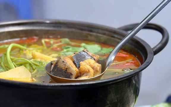Lẩu 48