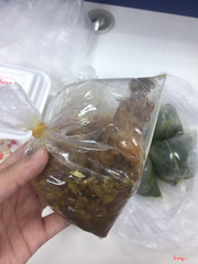 Cơm gà kho xả