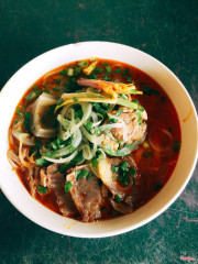 Bún bò giò Đà Lạt