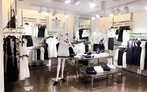 IVY Moda - Aeon Mall Long Biên