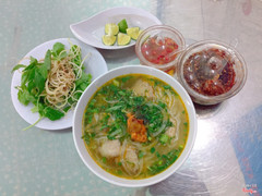 Bún bò Huế