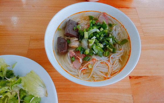 Cô Hà - Bún Bò Huế