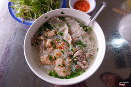 bún quậy tôm