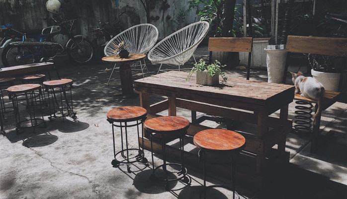 Nhà Xưởng Decor & Coffee