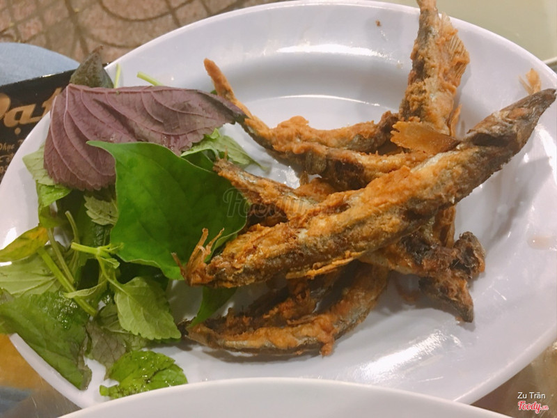 Cá trứng chiên giòn