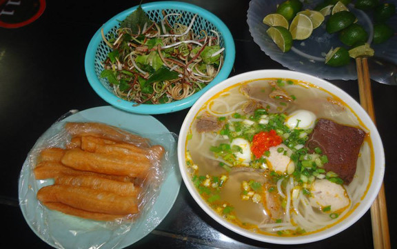 Bún Bò Huế Quý Tâm