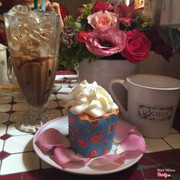 Iced coffee with Sweet Milk & Rose Cake