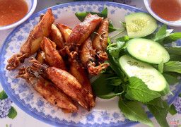 Mực chiên mắm