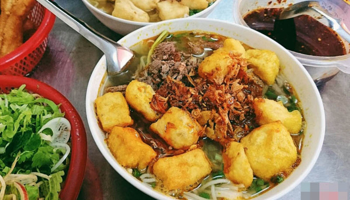 Bà Lan - Bún Riêu & Bánh Đa Cua