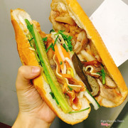 Bánh mì phá lấu