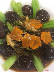 Bào ngư sốt nấm đông cô, cắn 1 phát ứa nước miếng