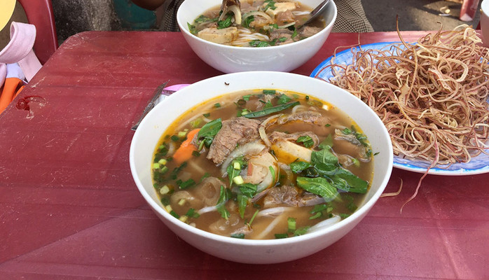 Cô Nghiêm - Canh Bún & Bún Riêu