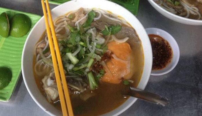 Linh - Bún Bò Bình Dân