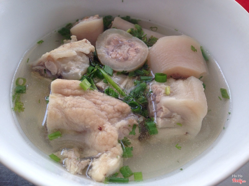 Bánh canh đuôi heo
