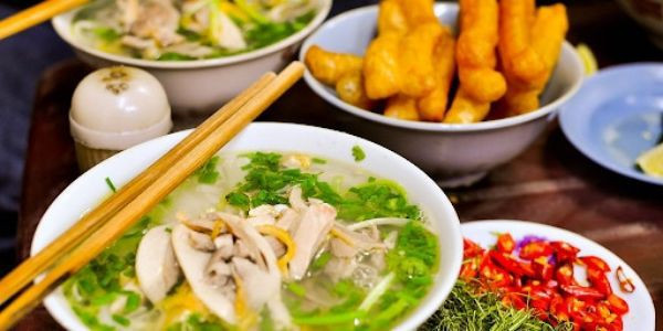 Phở Hằng - Phở Gà & Bún Thang Truyền Thống