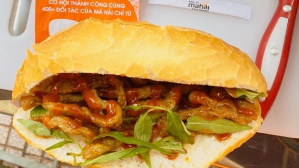 Bánh Mì Chả Cá Má Hải - 555 Điện Biên Phủ