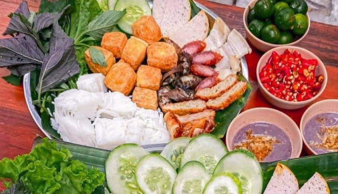 Cơm Gà Hải Thuỷ - Bún Đậu Mắm Tôm & Bún Chả