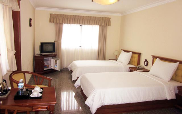 Phú Thọ Hotel - Đường 3 Tháng 2