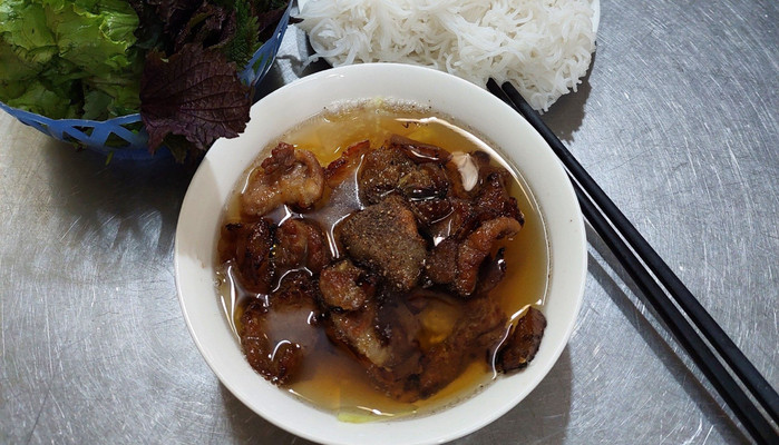 Bún Chả & Chè Các Loại - Nguyễn Trãi