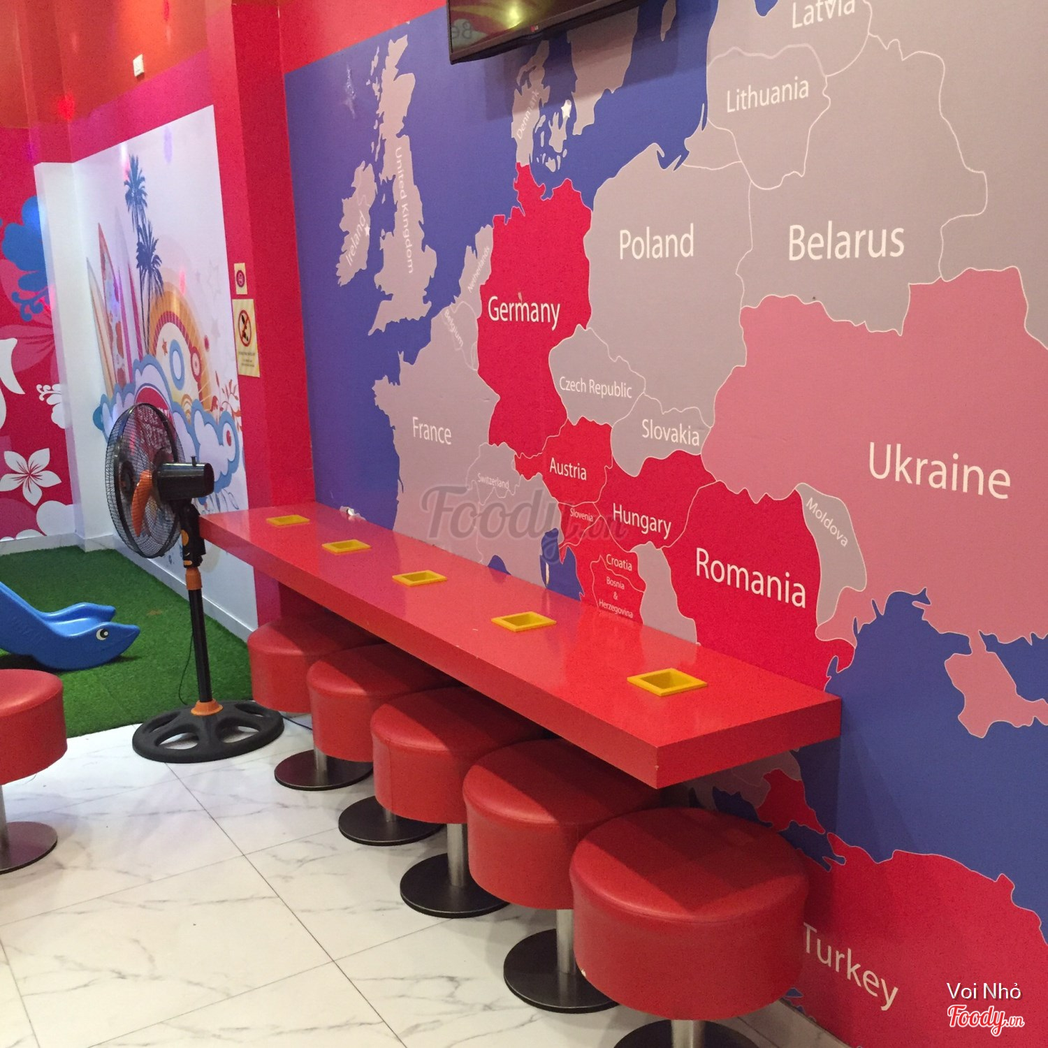 Nhà hàng có chỗ chơi cho trẻ con ở Hà Nội - Nhà hàng ăn nhanh Surf'n' Fries