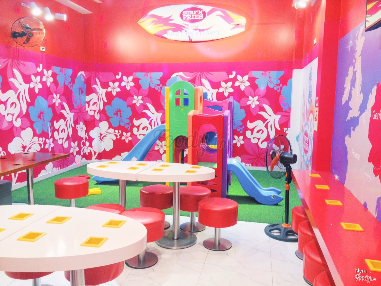 Nhà hàng có chỗ chơi cho trẻ con ở Hà Nội - Nhà hàng ăn nhanh Surf'n' Fries