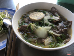 Bún bò chả